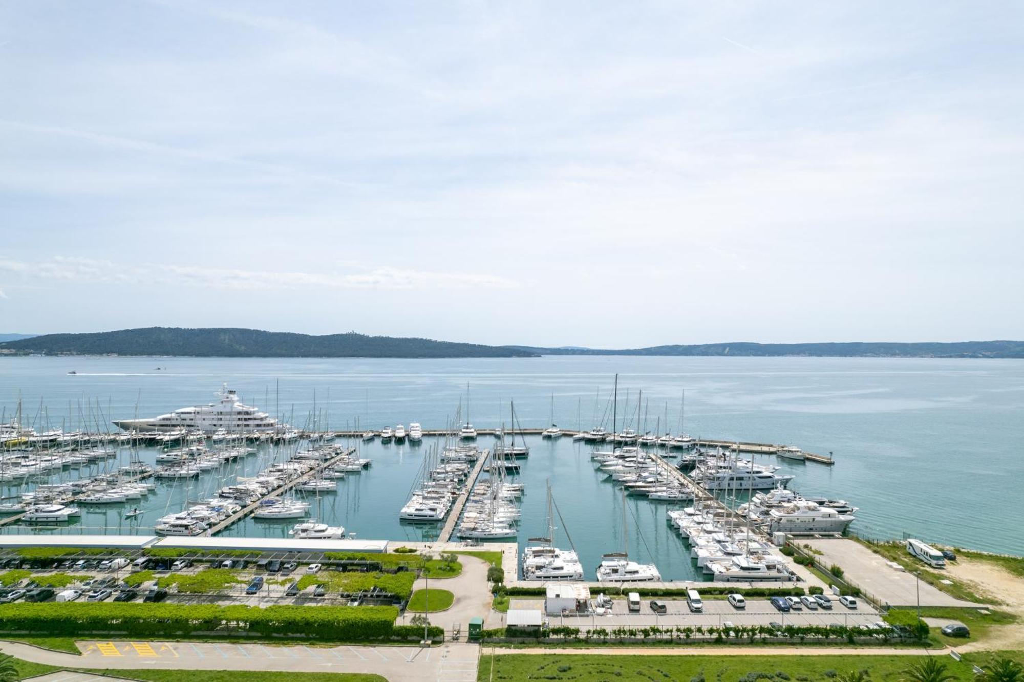 Barbara-kastela * Kaštela