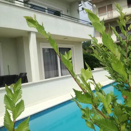 Villa Barbara-Kastela With Heated Pool Exterior photo