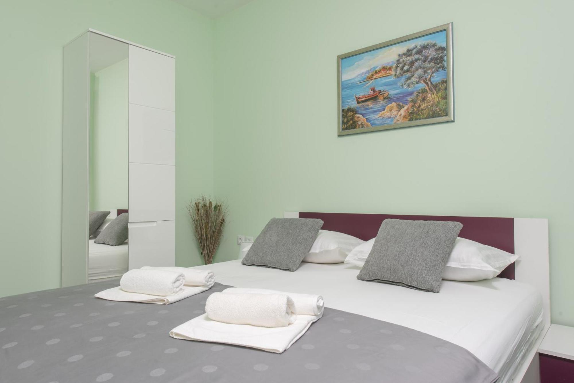 Barbara-kastela With Heated Pool