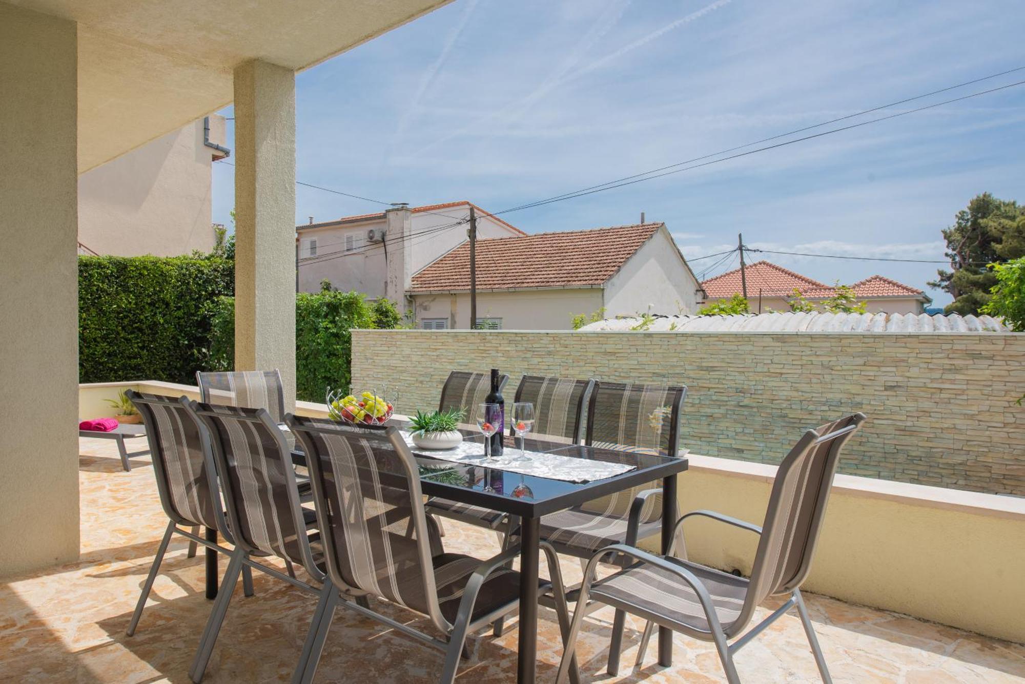 Apartment Barbara-kastela With Heated Pool *