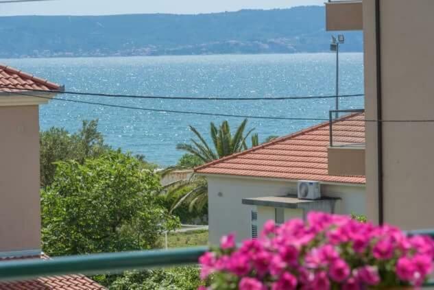 Barbara-kastela With Heated Pool Apartment *