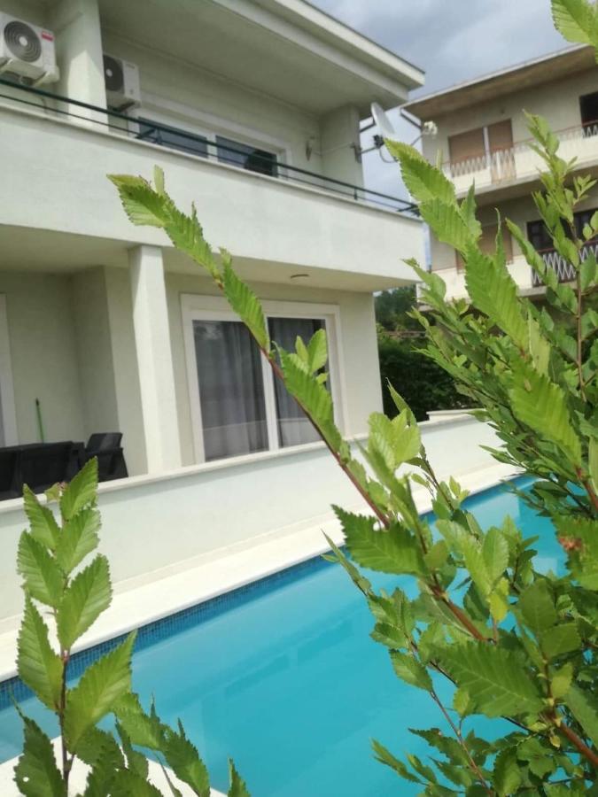 Barbara-kastela With Heated Pool *