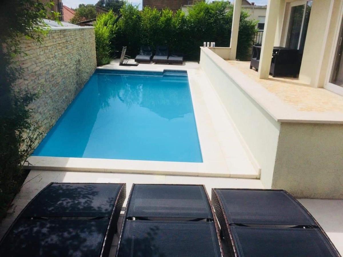 Apartment Barbara-kastela With Heated Pool